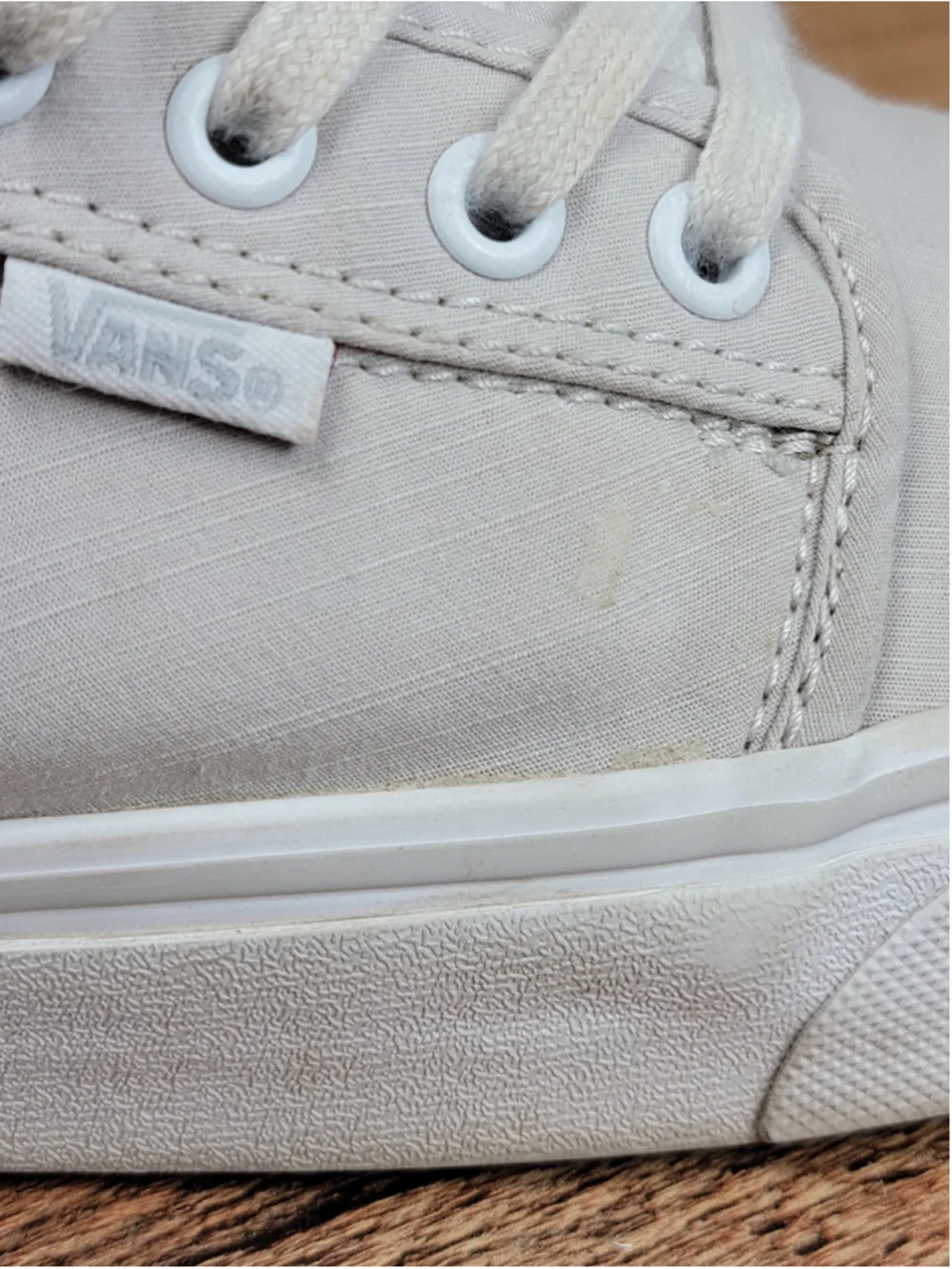 Vans 9.5 Chukka Low Top Canvas Light Grey Beige Skate Shoes Athletic Sneakers